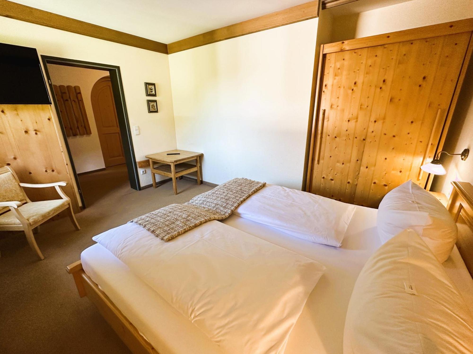 Landhotel Maiergschwendt Inkl Chiemgaukarte โรพอลดิง ภายนอก รูปภาพ