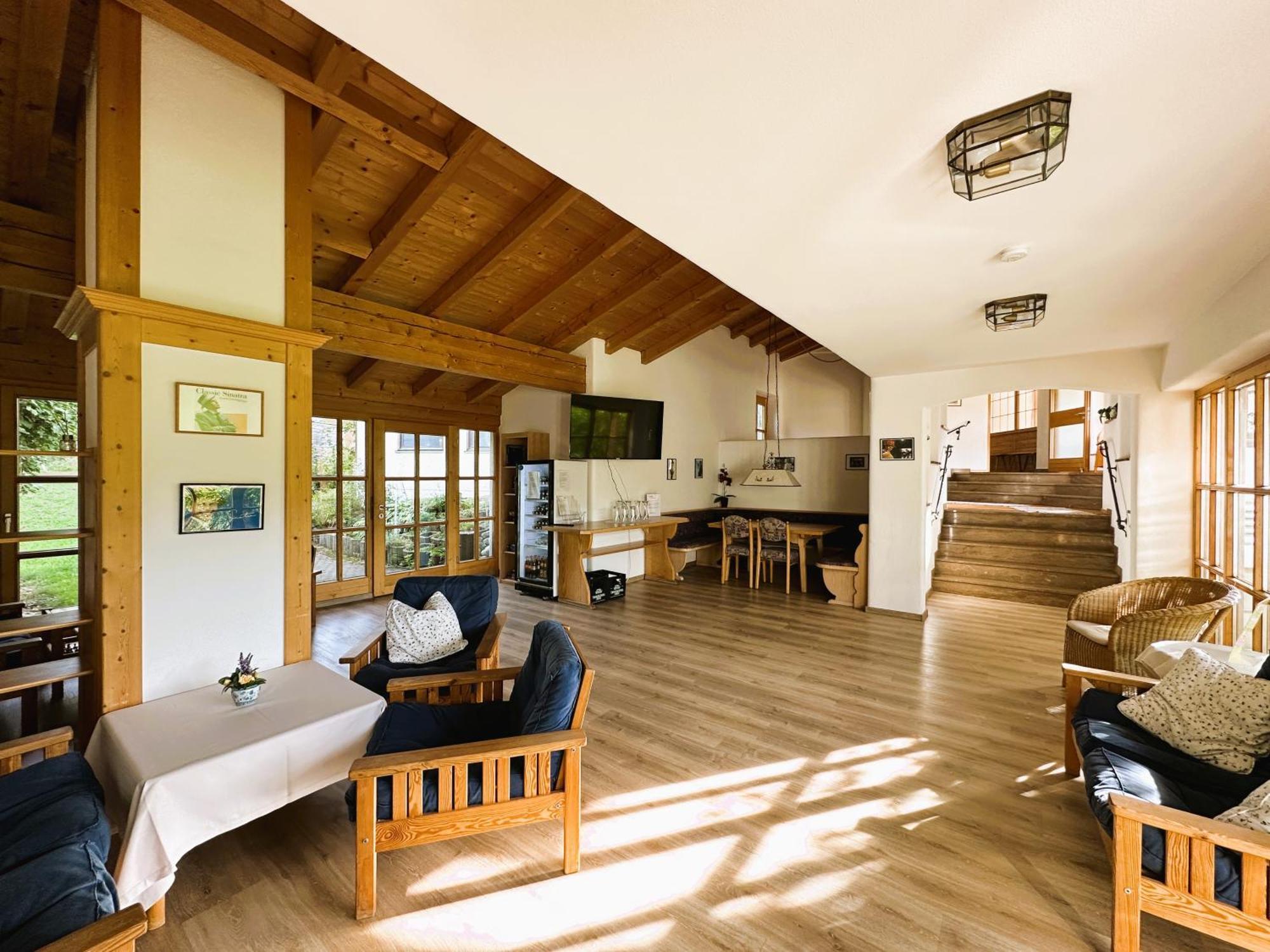 Landhotel Maiergschwendt Inkl Chiemgaukarte โรพอลดิง ภายนอก รูปภาพ