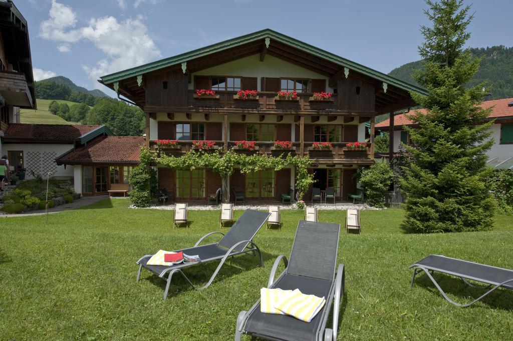 Landhotel Maiergschwendt Inkl Chiemgaukarte โรพอลดิง ภายนอก รูปภาพ