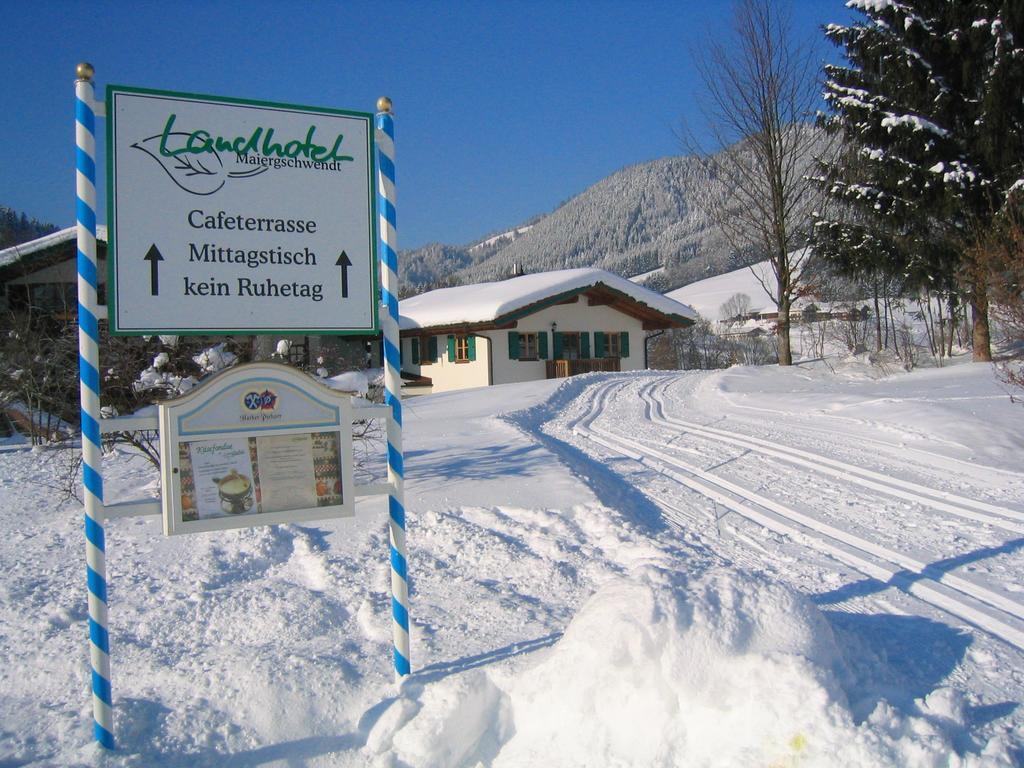 Landhotel Maiergschwendt Inkl Chiemgaukarte โรพอลดิง ภายนอก รูปภาพ