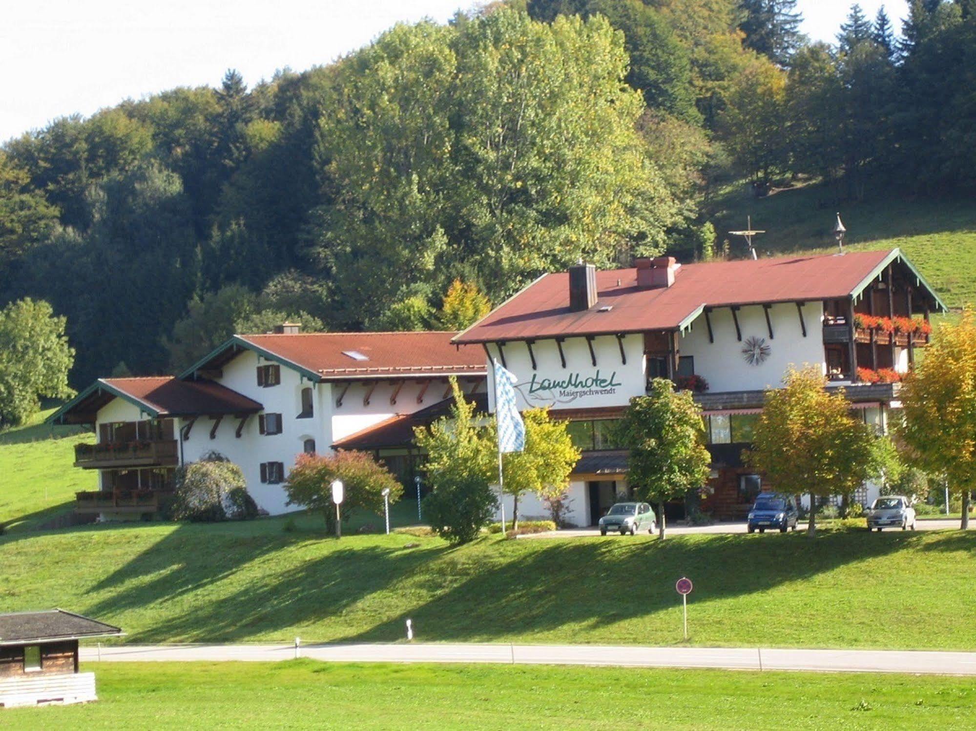 Landhotel Maiergschwendt Inkl Chiemgaukarte โรพอลดิง ภายนอก รูปภาพ